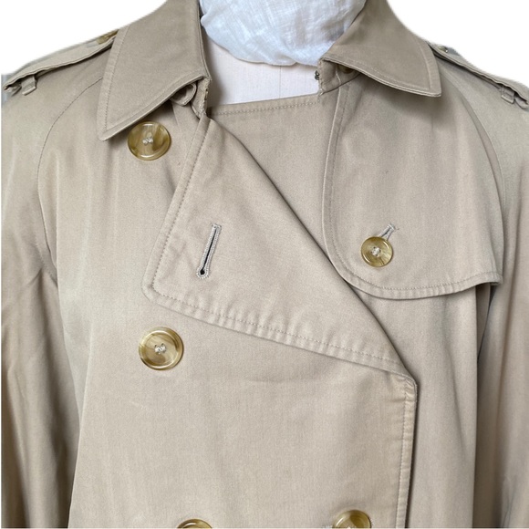 Classic Burberry Trench with Wool Removable Lining, Size 10 - Picture 5 of 16